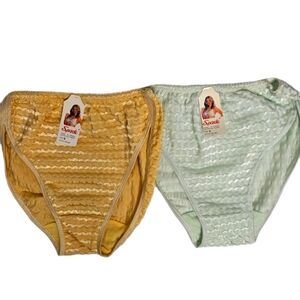 Vintage Panties/underwear Spade Brand Size Small 2 Pairs